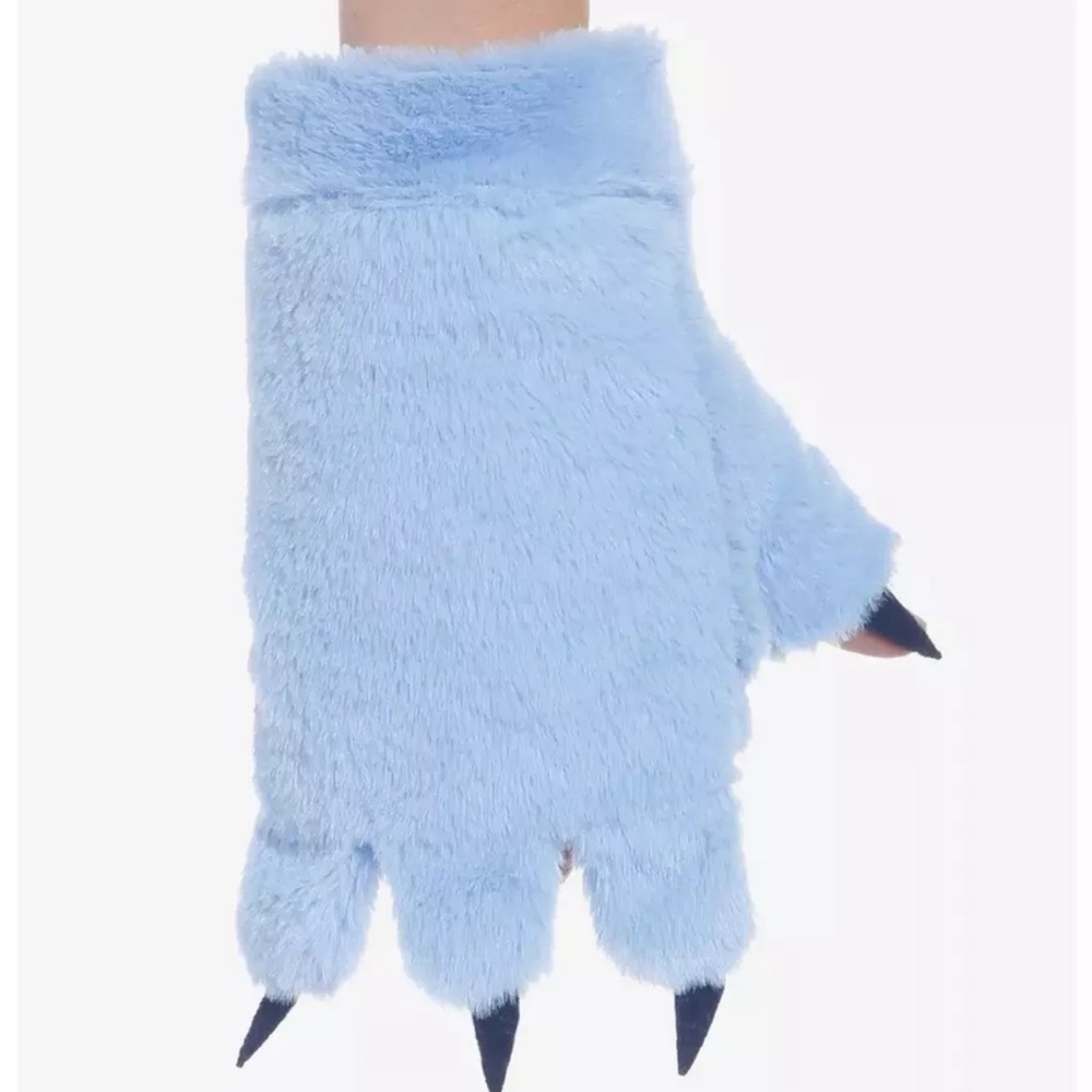 NWTs Disney Lilo and Stitch Adult Fuzzy Fingerless Gloves